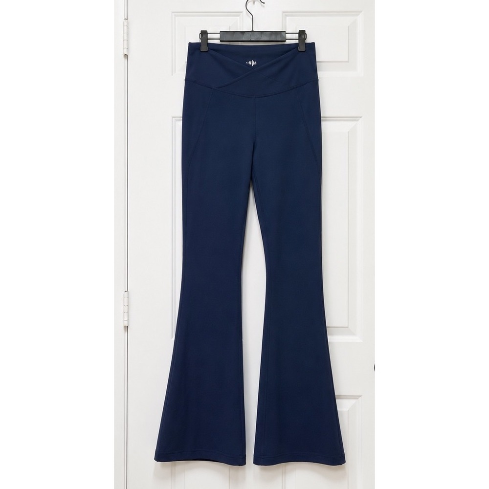 Yitty by Lizzo Navy Blue Crossover High Waist Flare Leggings Yoga Pants Womens M